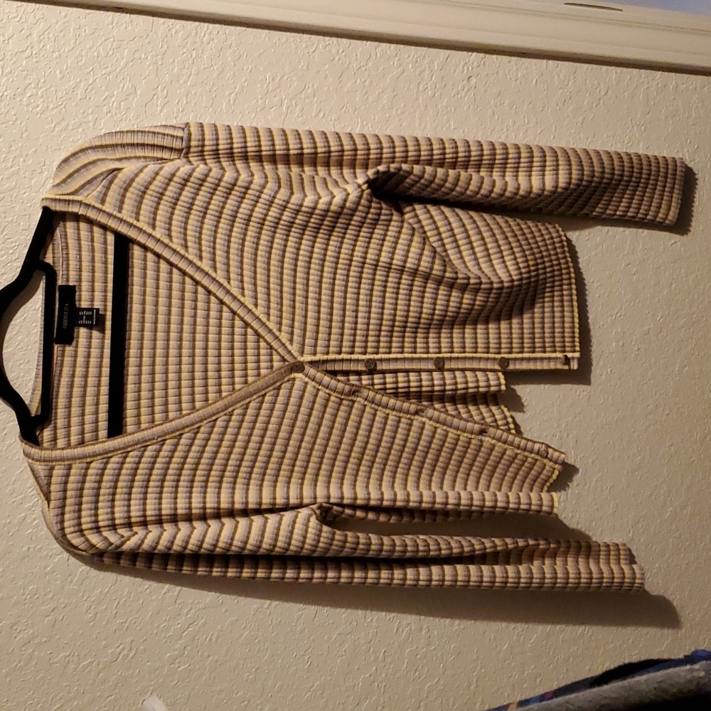 Forever 21 plus size cute short cardigan